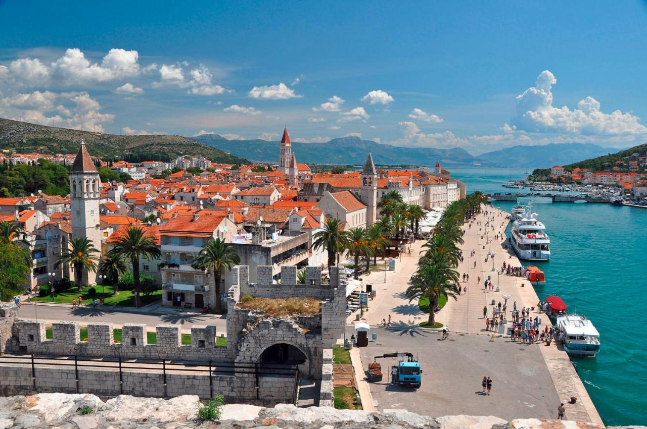 Smuketa In Trogir Haus Fuer 4 Personen 빌라 외부 사진