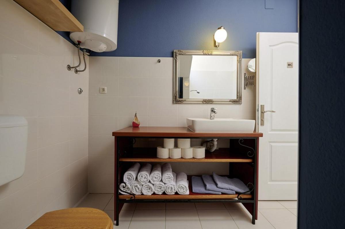Smuketa In Trogir Haus Fuer 4 Personen 빌라 외부 사진