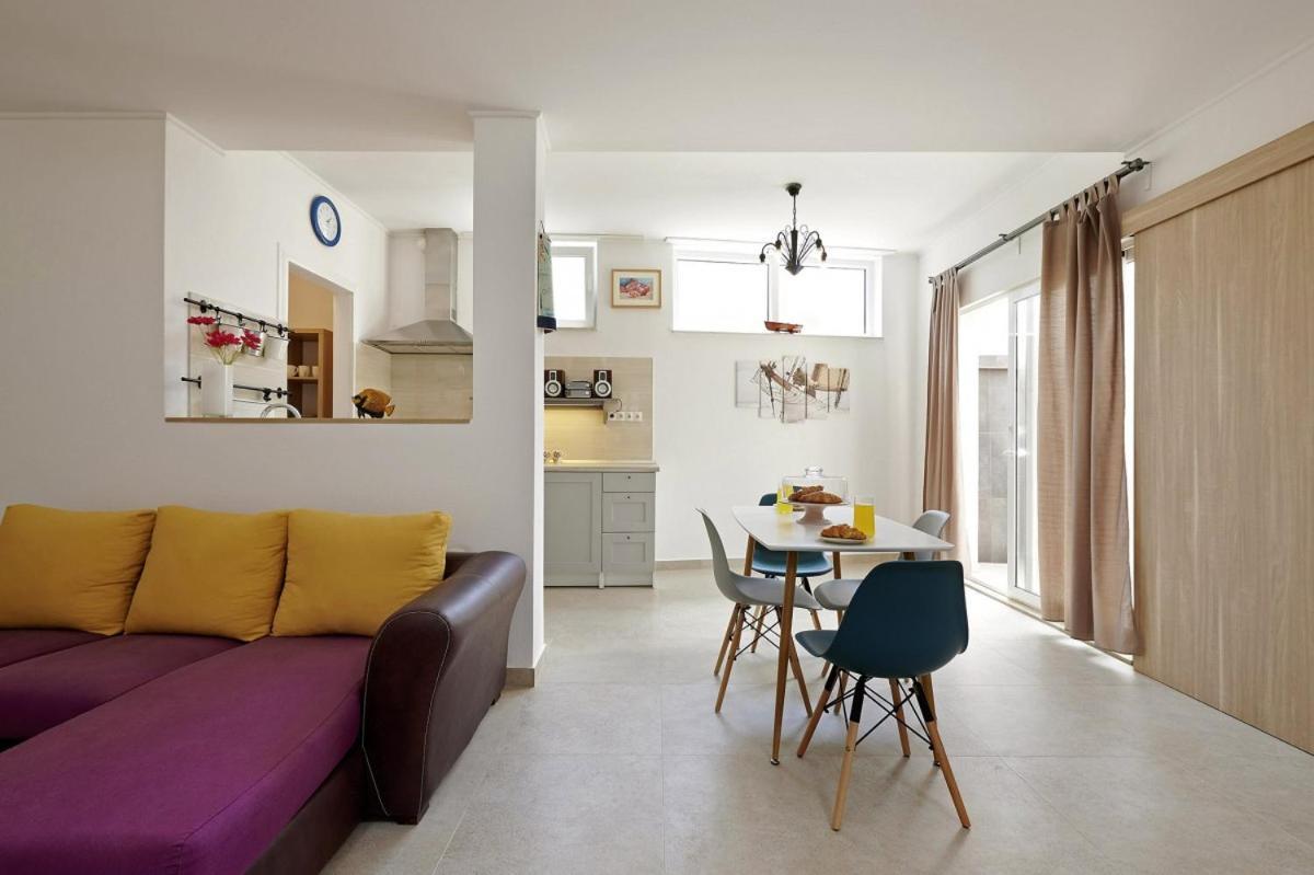 Smuketa In Trogir Haus Fuer 4 Personen 빌라 외부 사진